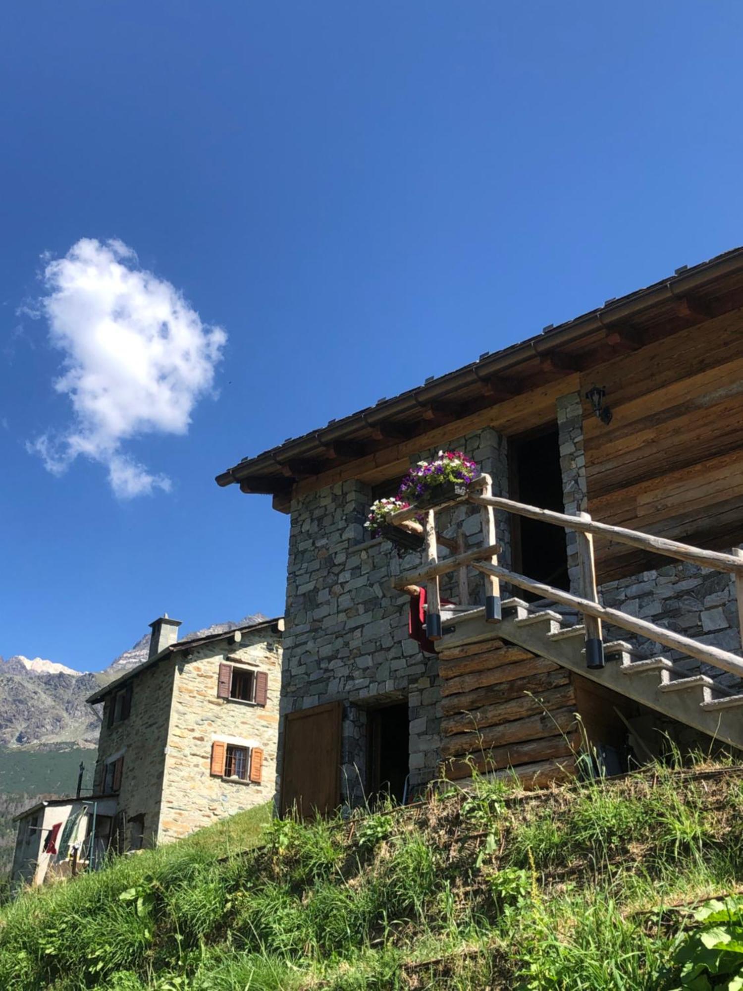 Chalet La Masun Beautiful View Chiesa in Valmalenco